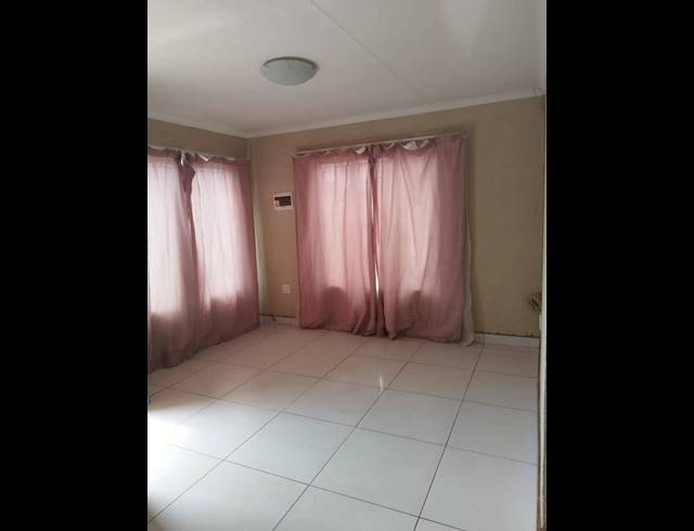 3 BEDROOM PROPERTY TO RENT IN SOSHANGUVE VV
